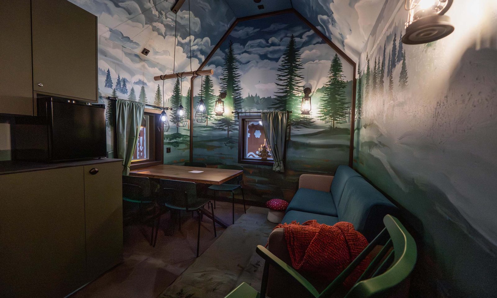 Pieni piparimökki sisältä