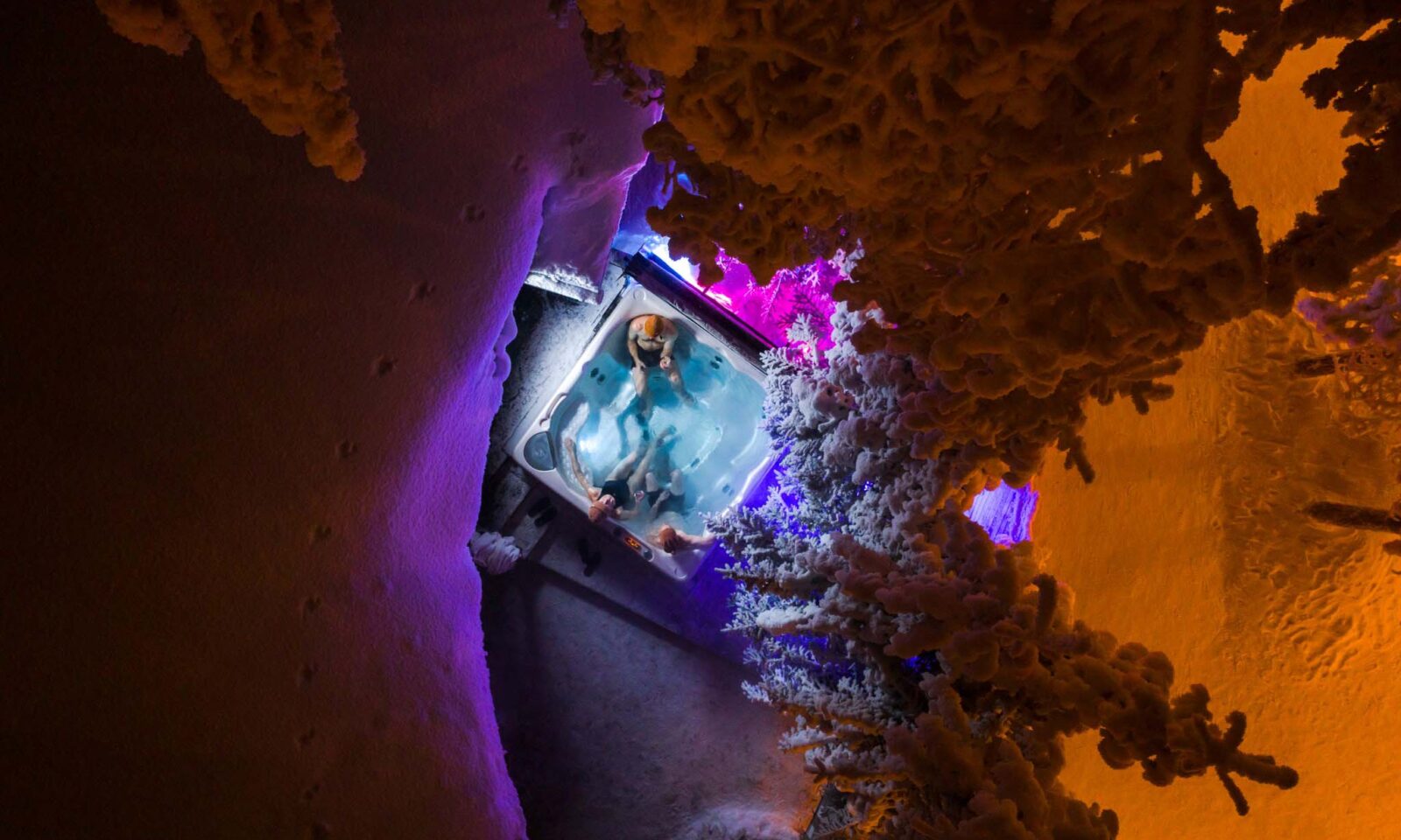 Outdoor jacuzzi from above.